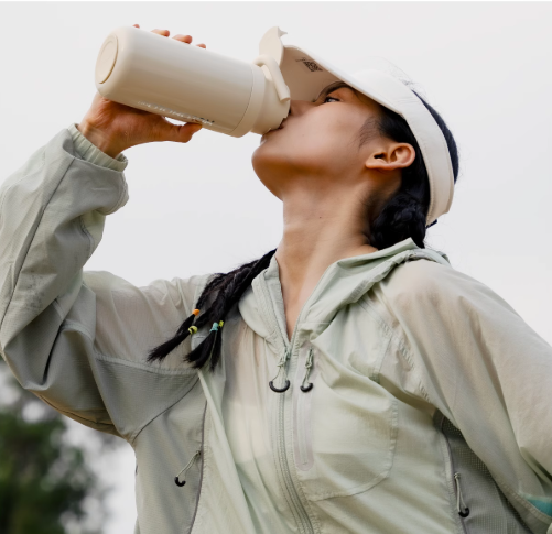 Comparing 304 vs. 316 Stainless Steel: Which Is Better for Your Water Bottle?